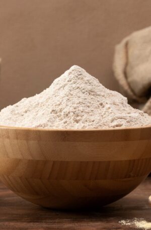 দেশি গমের লাল আটা